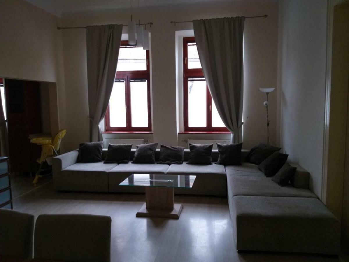 M10 Old Town Apartments Košice Esterno foto